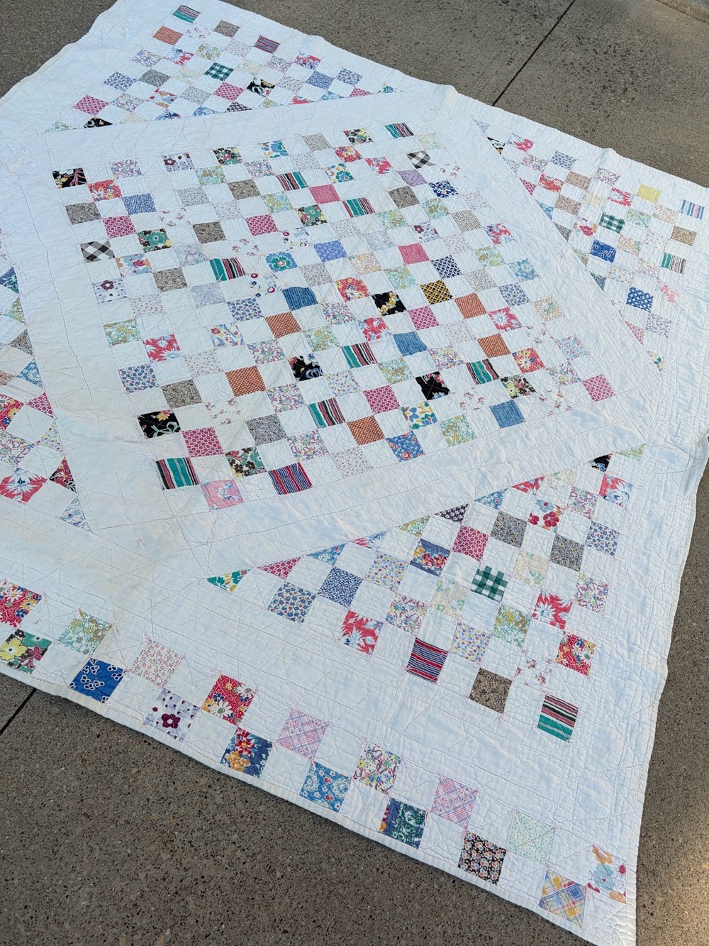 Vintage 1920-1940s checkerboard Irish quilt patchwork diamond feed sack blanket - Picture 6 of 11